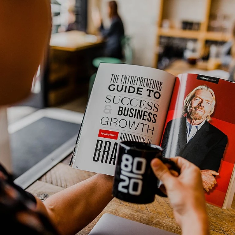Optimiser les coûts pour un média de marque efficace