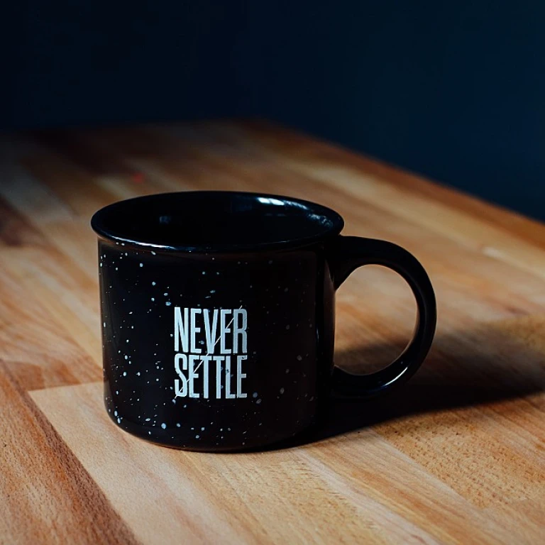 Comment racheter un média digital existant pour lancer votre projet